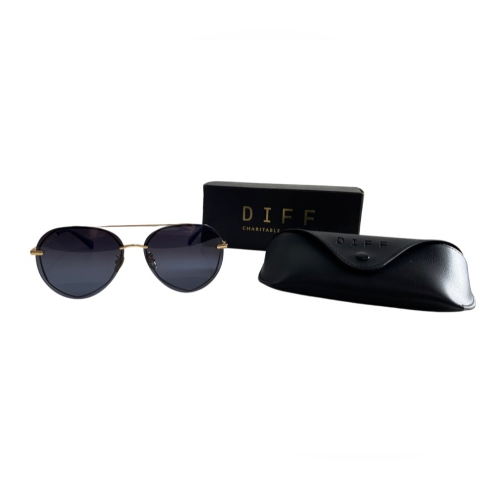 NWT DIFF Aviator Lenox Sunglasses Navy & Gold Perfect Condition